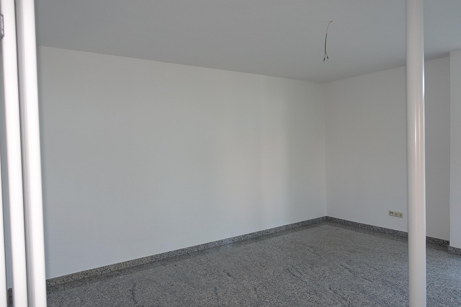 Lichtdurchflutete Haushälfte mit Garten – 7751 JENA(Cospeda) – Vorschaubild 8