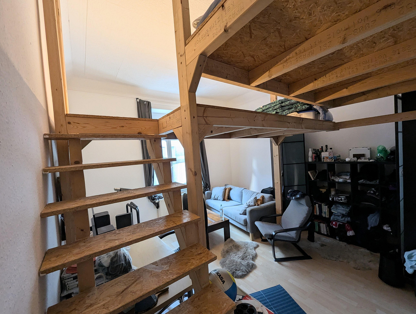 Charmante 1-Zimmer-Altbauwohnung mit eigener Terrasse und Garten in Düsseldorf-Eller – 40229 Düsseldorf(Eller) – Vorschaubild 9