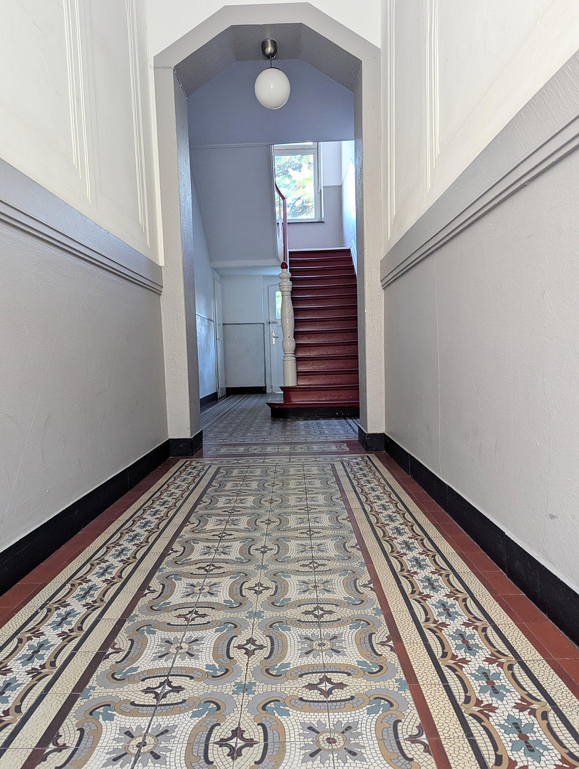 Charmante 1-Zimmer-Altbauwohnung mit eigener Terrasse und Garten in Düsseldorf-Eller – 40229 Düsseldorf(Eller) – Vorschaubild 2