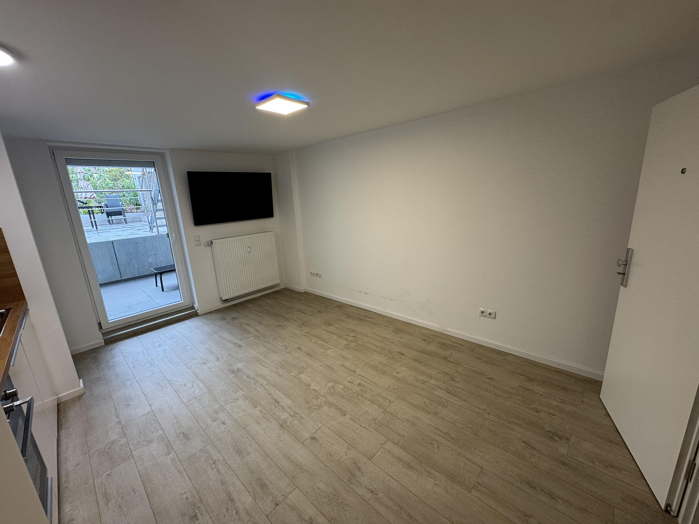 Erstbezug am Ebertpark: 1-Zimmer-Terrassenwohnung mit EBK – 67063 Ludwigshafen(Hemshof) – Vorschaubild 2