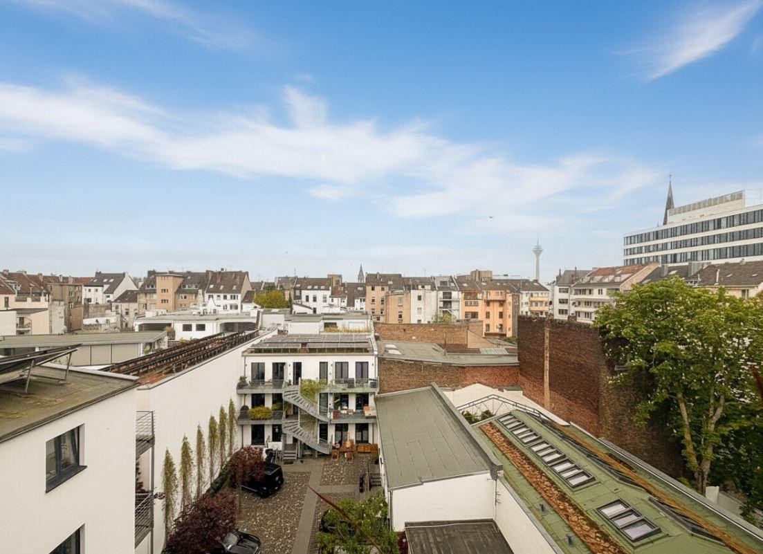 2,5-Zimmer-Wohnung in Düsseldorf-Stadtmitte – Nähe Königsallee – 40217 Düsseldorf(Friedrichstadt) – Vorschaubild 2