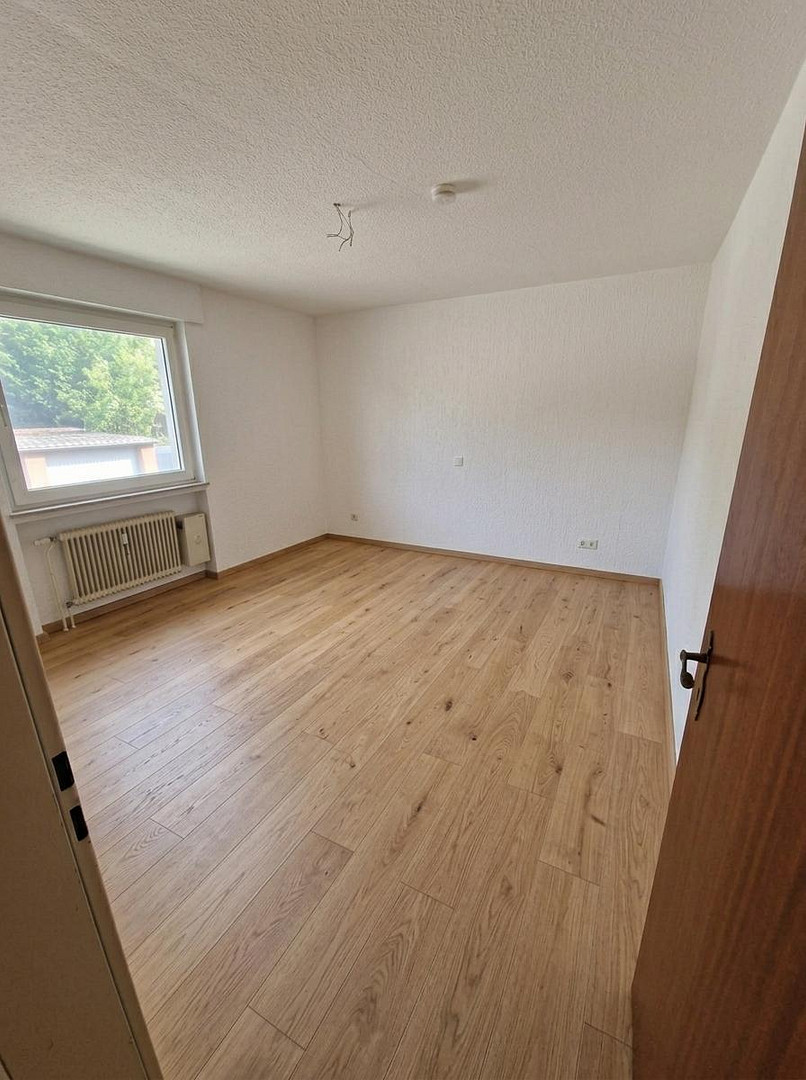 modernisierte 2-Zimmer-Erdgeschosswohnung (59m²) mit Balkon in Dortmund-Brechten – Foto 4