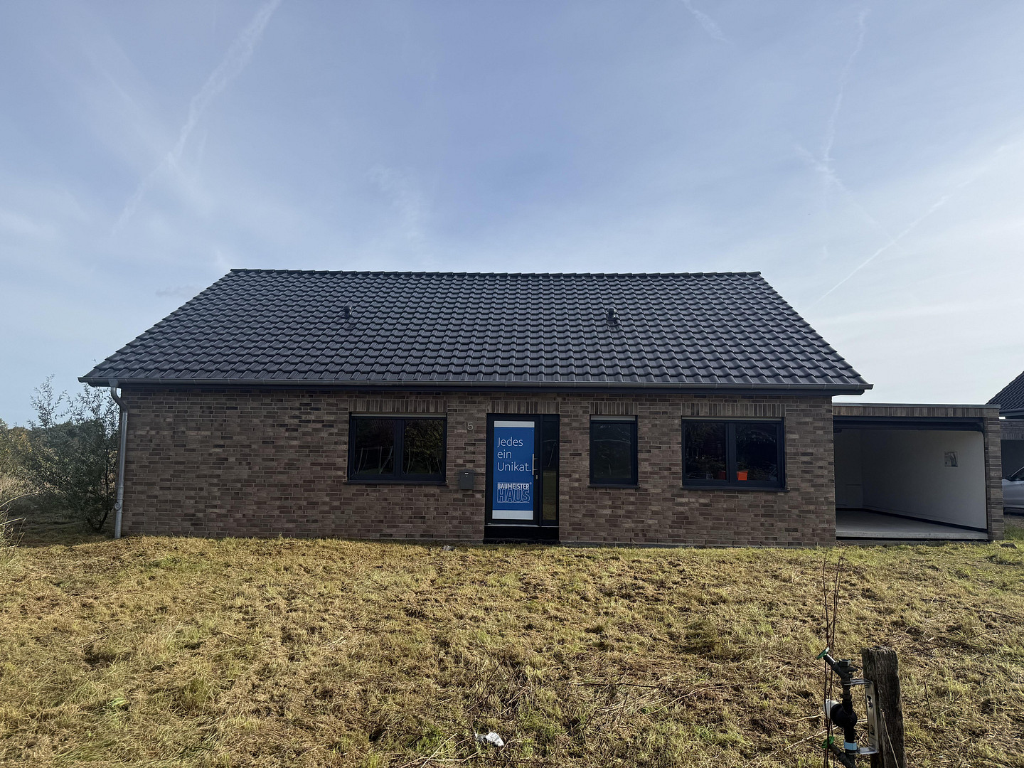 Forced sale: New construction with a complete exterior shell, roof ...