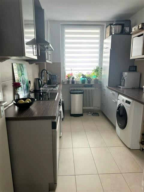 Ideale WG-Wohnung: Hell freundlich mit Süd-/Westloggia – Foto 6