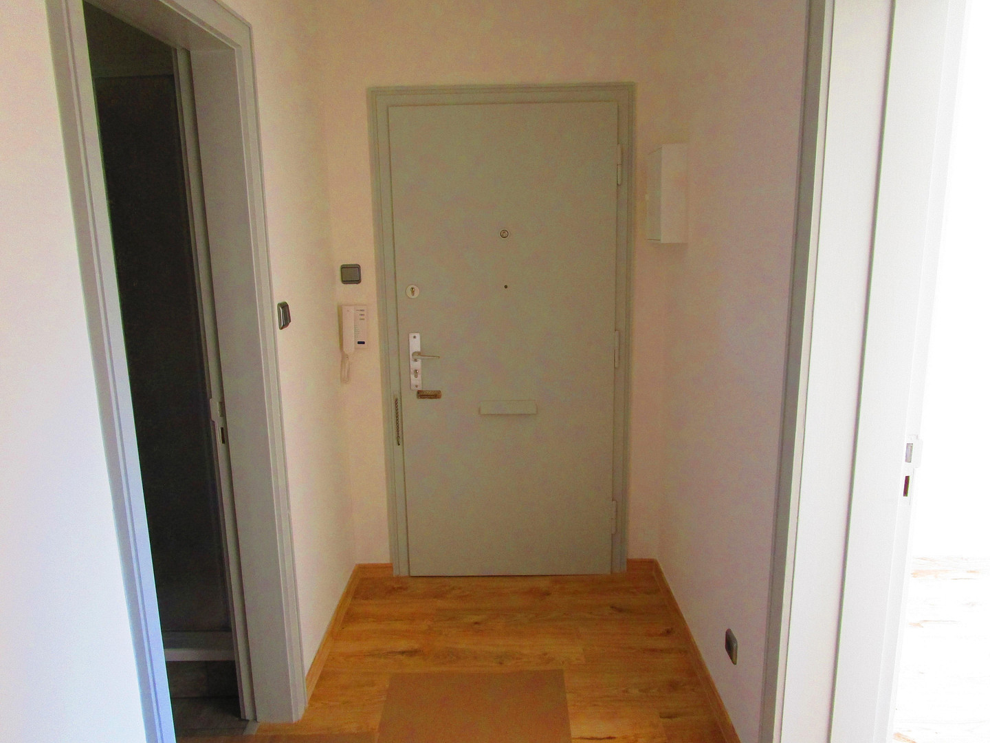 Sanierte, attraktive 1-Zimmer-Hochparterre-Wohnung in Eilbek-Gluckstraße – Foto 7