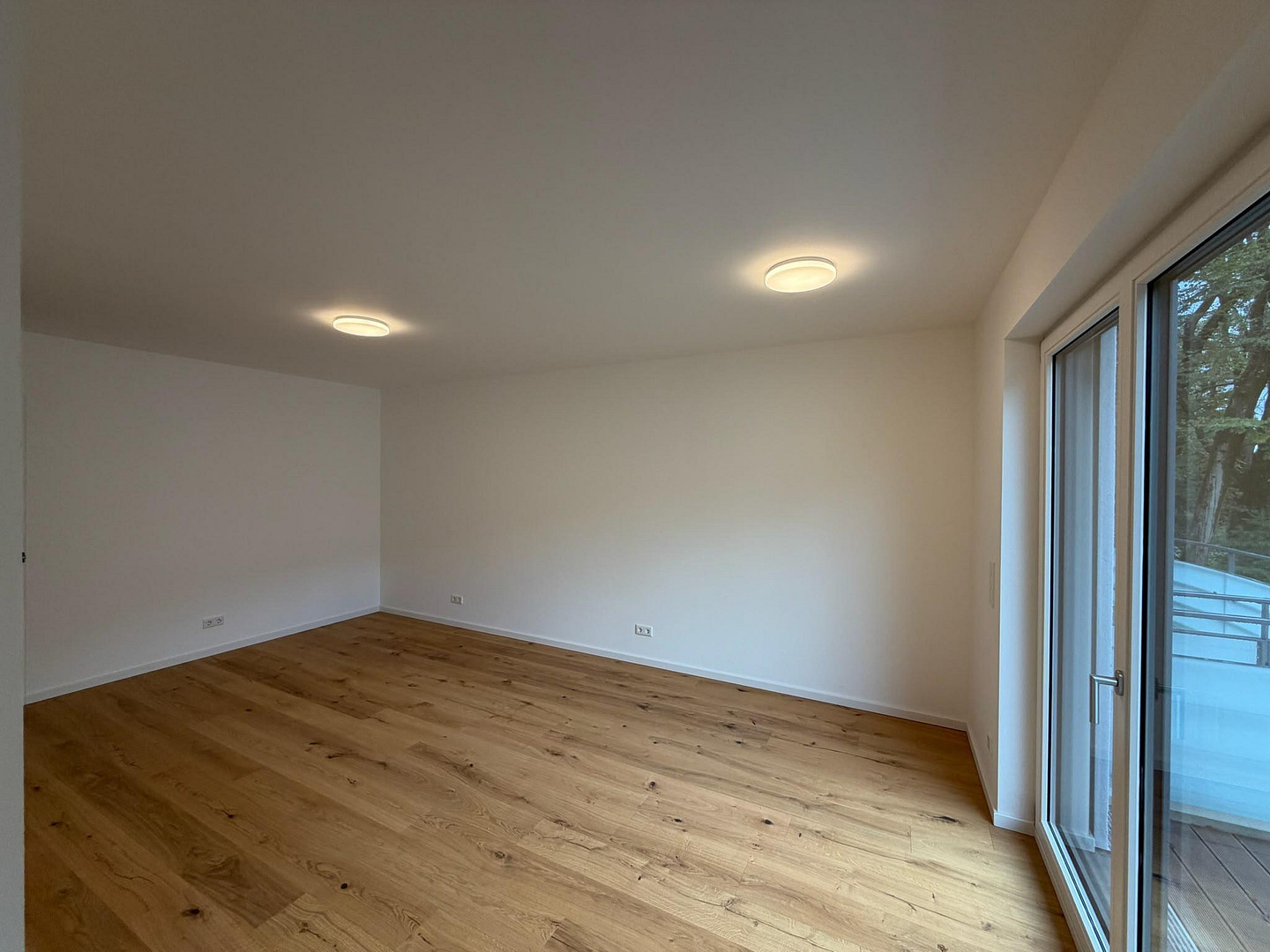 Erstbezug im Neubau: 2 Zimmer mit Einbauküche, Parkett und Fußbodenheizung am Hachinger Bach – Foto 5