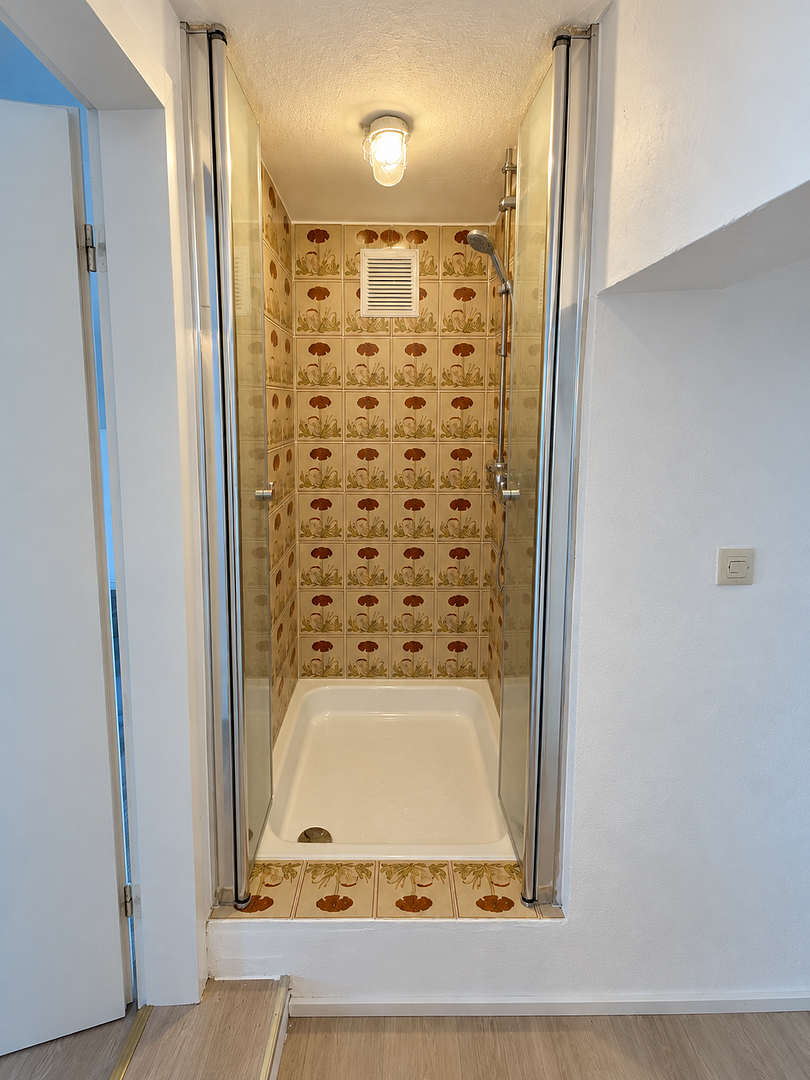 Neu renovierte 6-Zimmer Wohnung zu vermieten – Foto 6