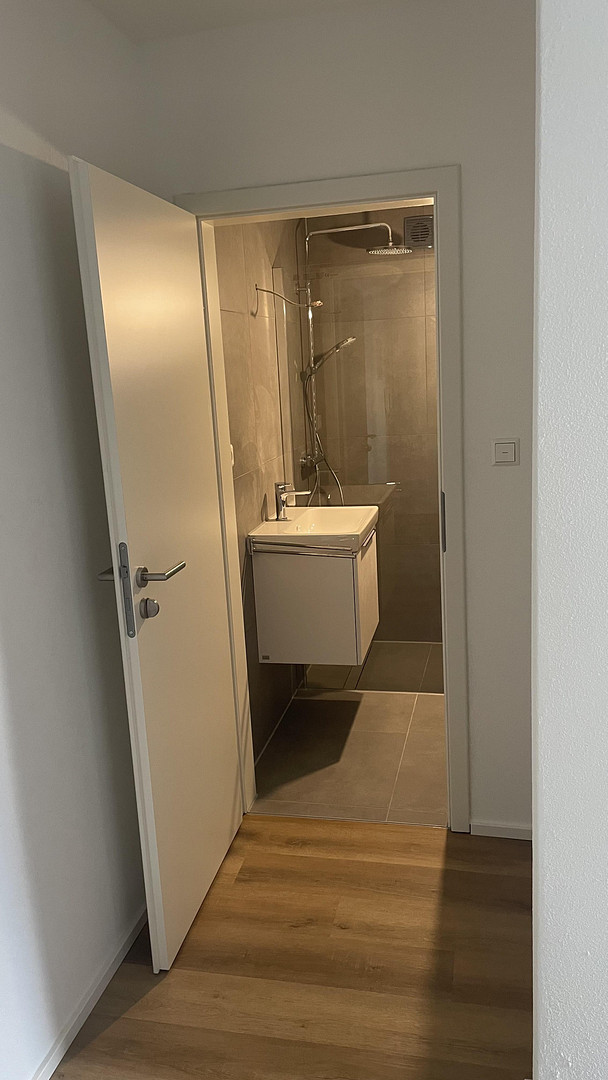 ERSTBEZUG nach KERNSANIERUNG | Stylisches Loft-Apartment mit großem Balkon, neuer Küche & neuem Bad – Foto 11