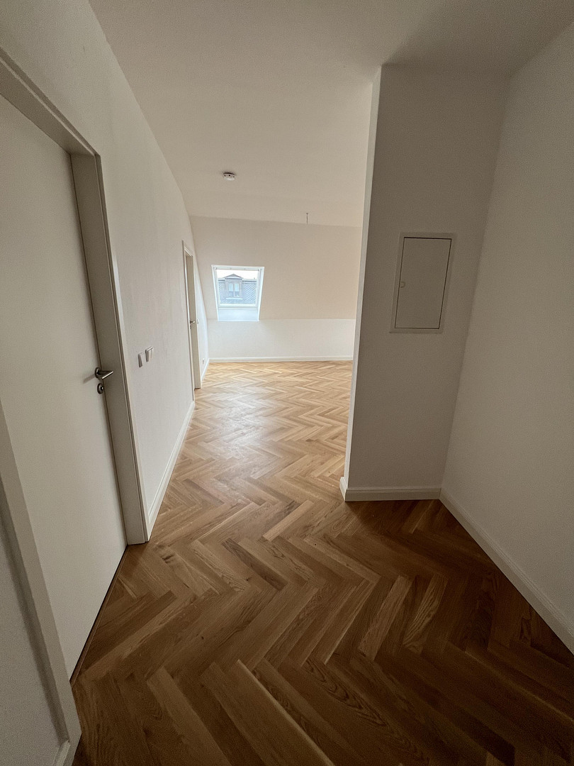 2-Zimmer-Dachgeschosswohnung mit Klimaanlage und Süd-Balkon zu vermieten – Foto 8