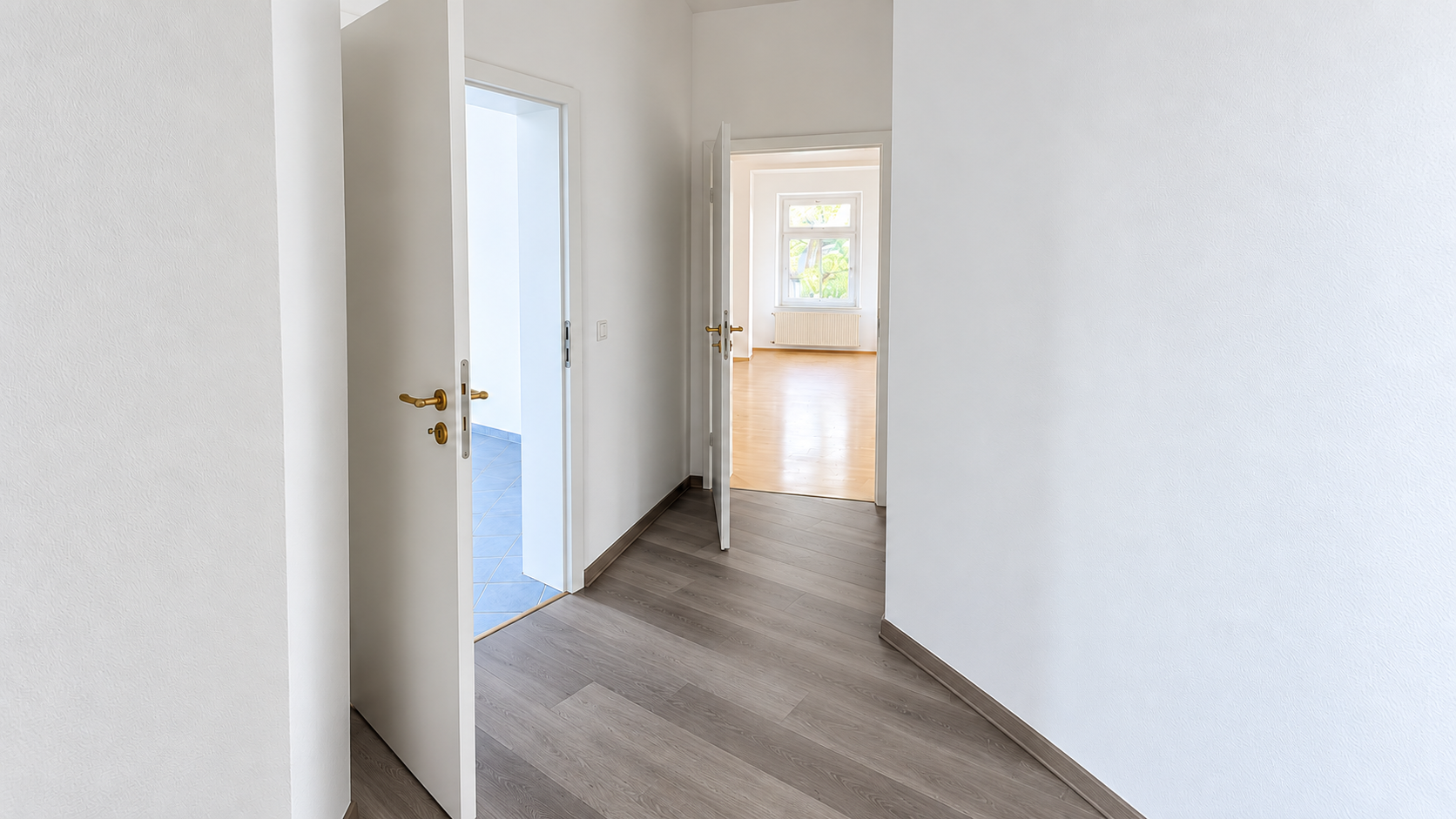 Schöne 2 Raum WE, super Lage 1 OG, Tageslichtbad, großer Balkon, Küche Balkonzugang – Foto 10
