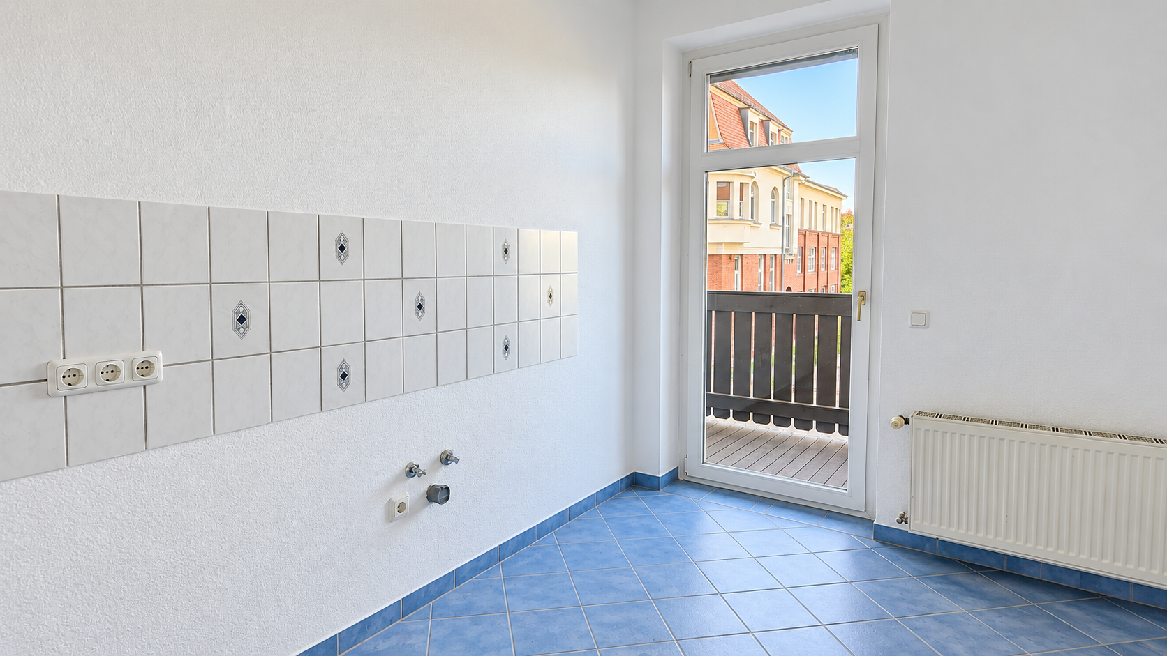 Schöne 2 Raum WE, super Lage 1 OG, Tageslichtbad, großer Balkon, Küche Balkonzugang – Foto 7