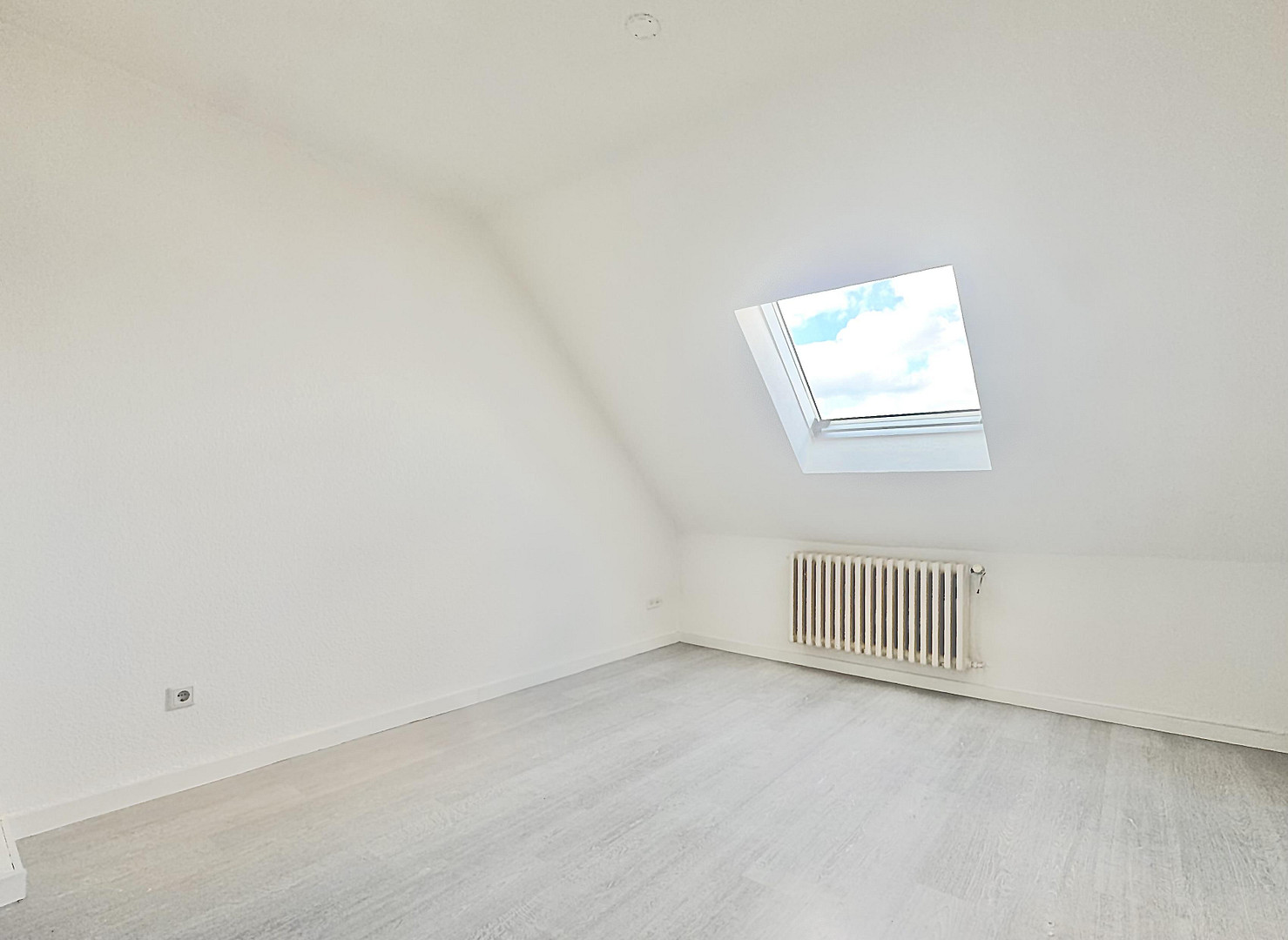 D`Bilk Uni / Top Provisionsfrei ! Super 2 Zimmer Wohnung – Foto 4