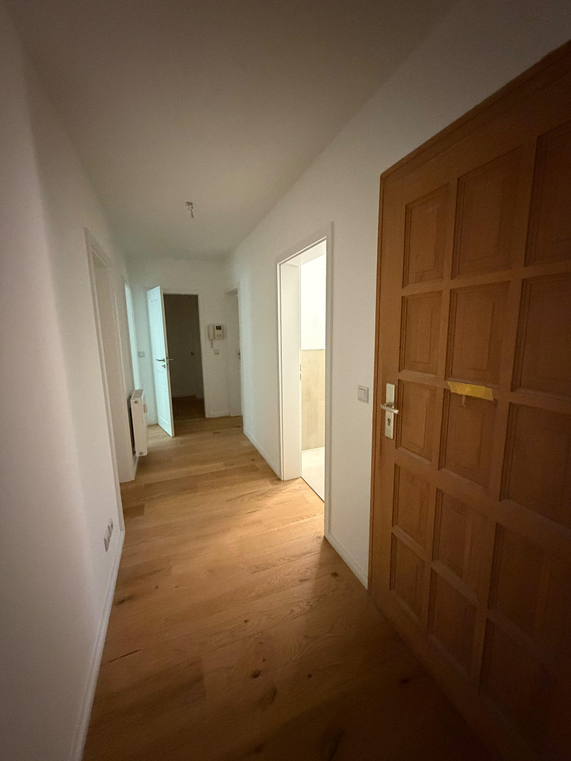 möblierte 3 Zimmer, Balkon, Küche - 3er WG möglich – Foto 2