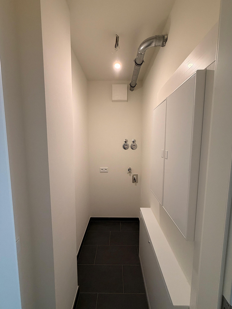 Erstbezug: Lichtdurchflutete 3-Zimmer-Wohnung mit Balkon & Loggia – Foto 8