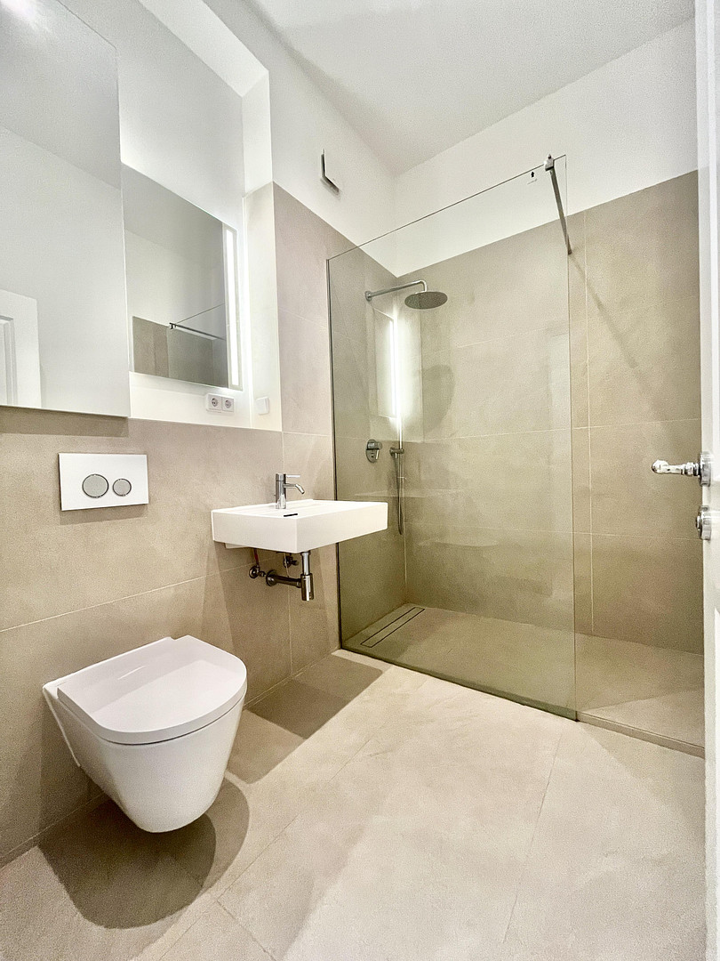 Modernes Cityapartment mit Balkon | Wunderschöner Altbau | Top Lage | EBK | Keller – Foto 4