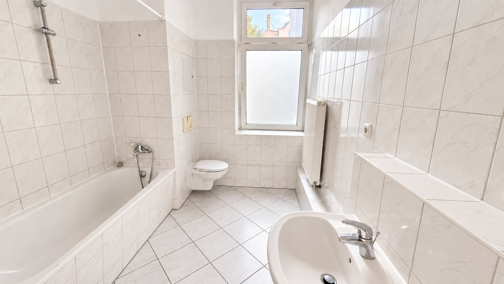 Renovierte 3-Raum-Wohnung in Leipzig – Zweinaundorfer Straße im 2.OG – Foto 4