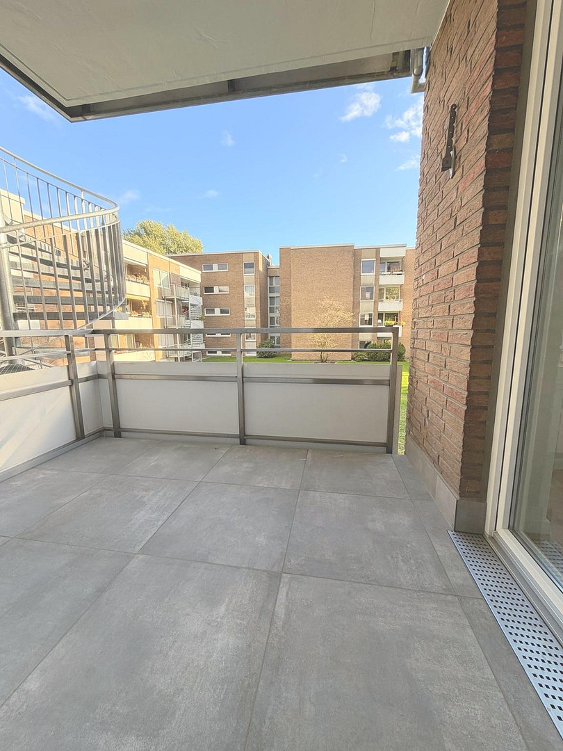 Rheinnah wohnen – sanierte 3-Zimmer-Wohnung mit Balkon & Aufzug – Foto 16