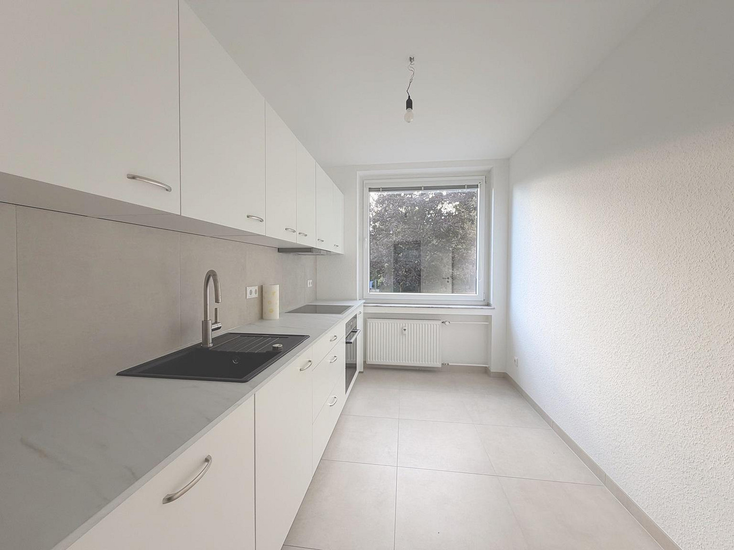 Rheinnah wohnen – sanierte 3-Zimmer-Wohnung mit Balkon & Aufzug – Foto 13