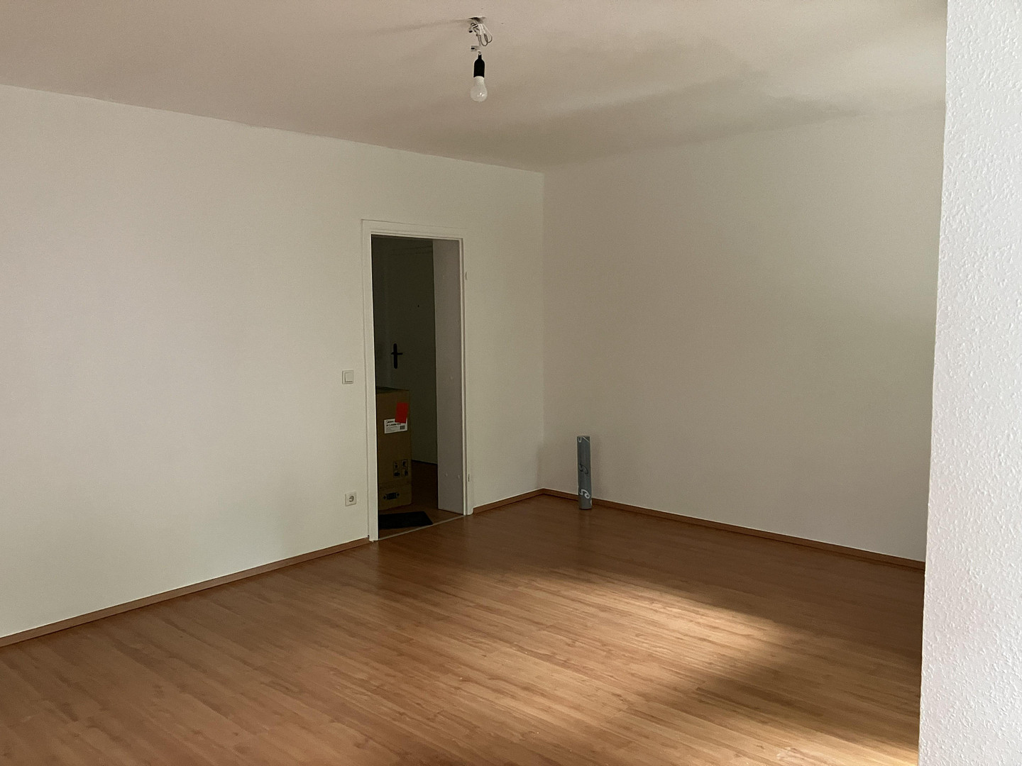 S-Bahn nähe 2-Zi-EG-Wohnung mit eigenen Garten, Balkon & EBK | Erste Einzug nach Renovierung – Foto 9