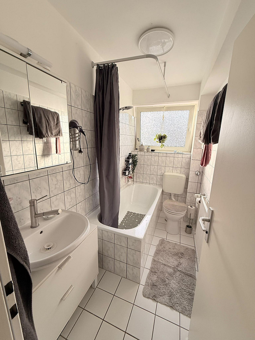 Longerich 2 Zimmer Küche Diele Bad Balkon – Foto 10