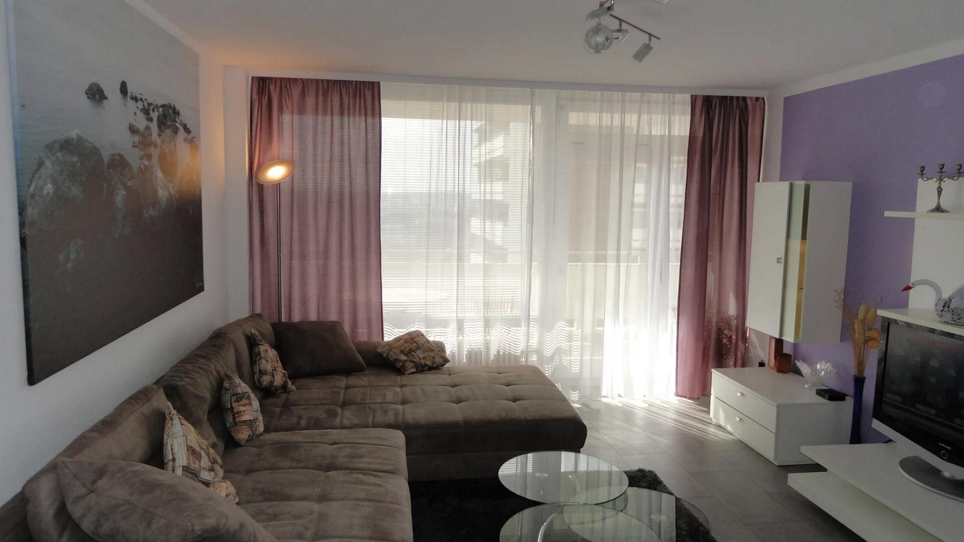Inheidener Straße: Helle 2-Zimmer-Wohnung mit Süd-Balkon, Einbauküche & Top-Anbindung – Foto 4