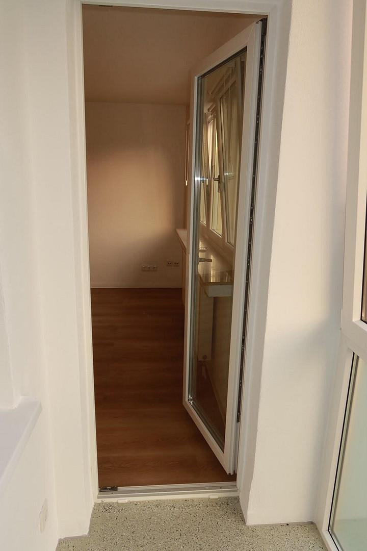 Erstbezug nach Kernsanierung: Lichtdurchflutete 2,5-Zimmer-Wohnung mit Süd-Loggia & Top-Ausstattung – Foto 31