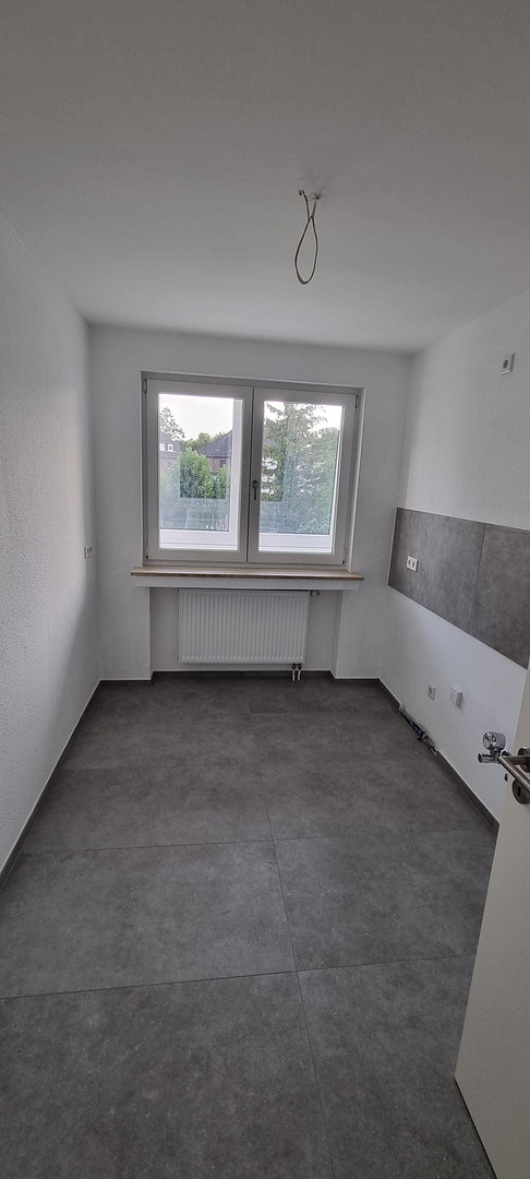 Erstbezug nach Kernsanierung: Lichtdurchflutete 2,5-Zimmer-Wohnung mit Süd-Loggia & Top-Ausstattung – Foto 18