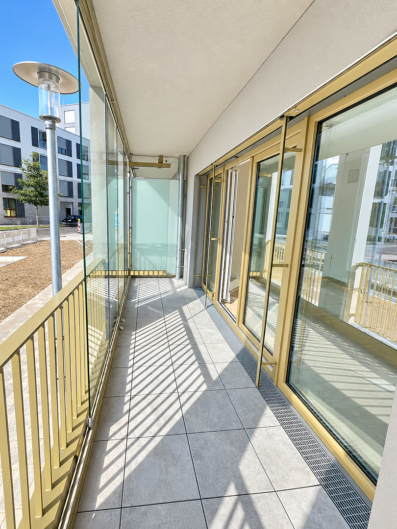 2-Zi.-Erstbezug in Pasing | Designküche mit Kochinsel | 13 m² Glasloggia – Foto 7