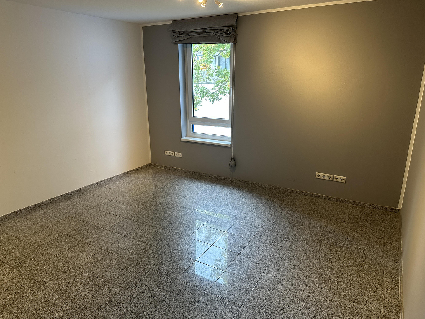 3-Zimmer-Wohnung, 80 m², mit Einbauküche in Hamburg-Sülldorf – S-Bahn-Nähe, ab sofort frei – Foto 4