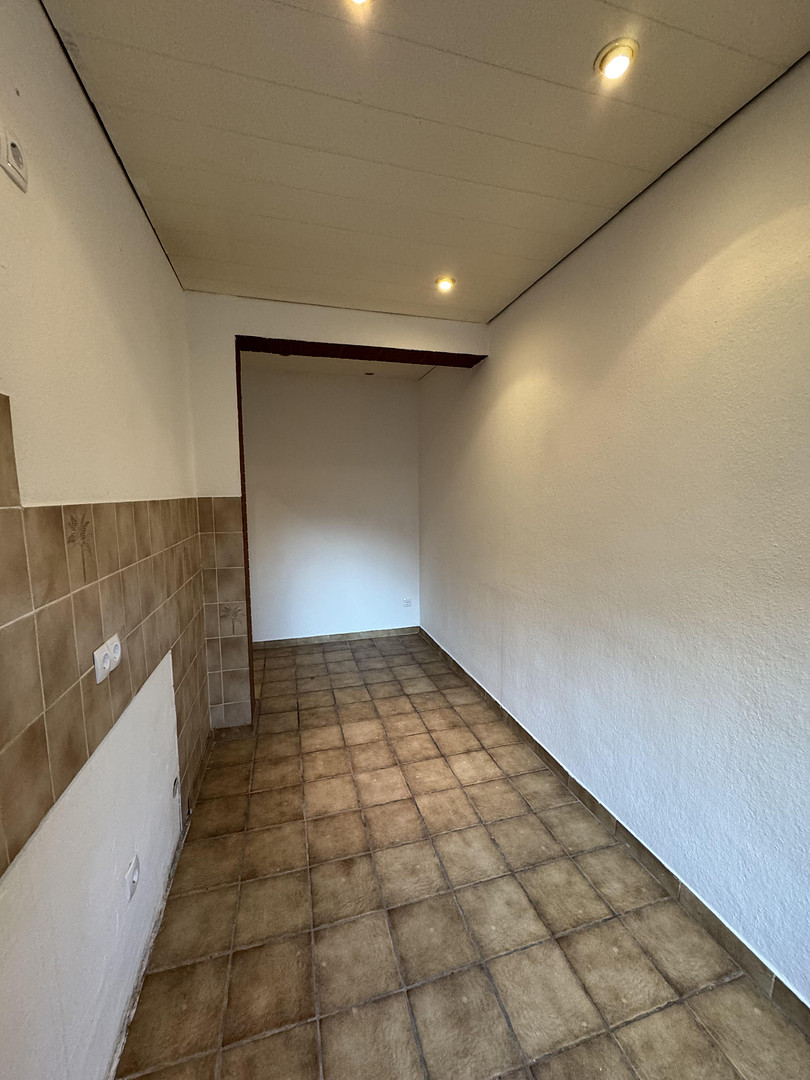 Bezugsfertige 1,5-Zimmer-Wohnung, ca. 2,5 Km von Uni & City, Garten, ruhige Sackgasse – Foto 3