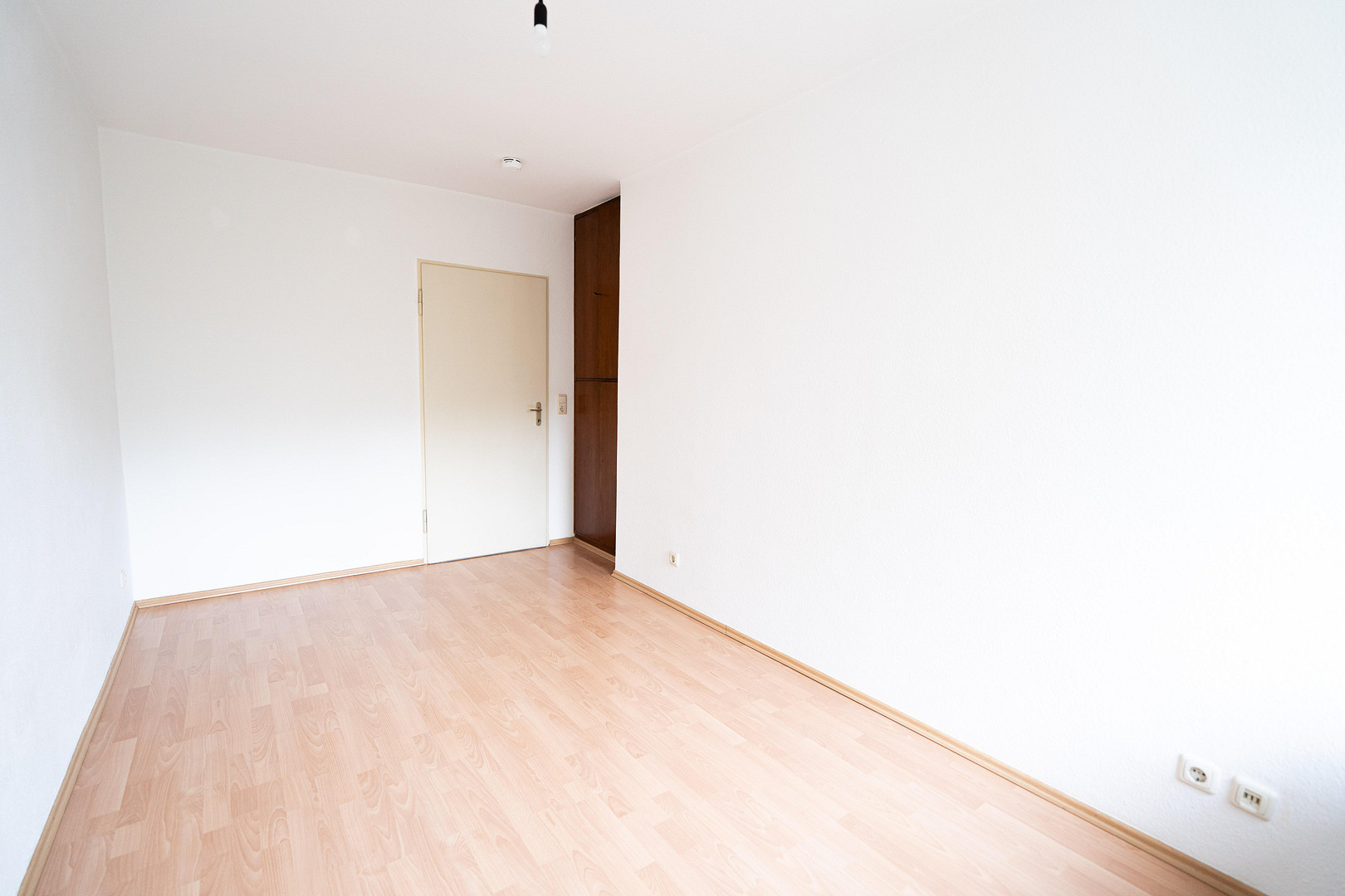 3-Zimmer-Wohnung mit zwei Balkonen in der Innenstadt von Frankfurt – Foto 11