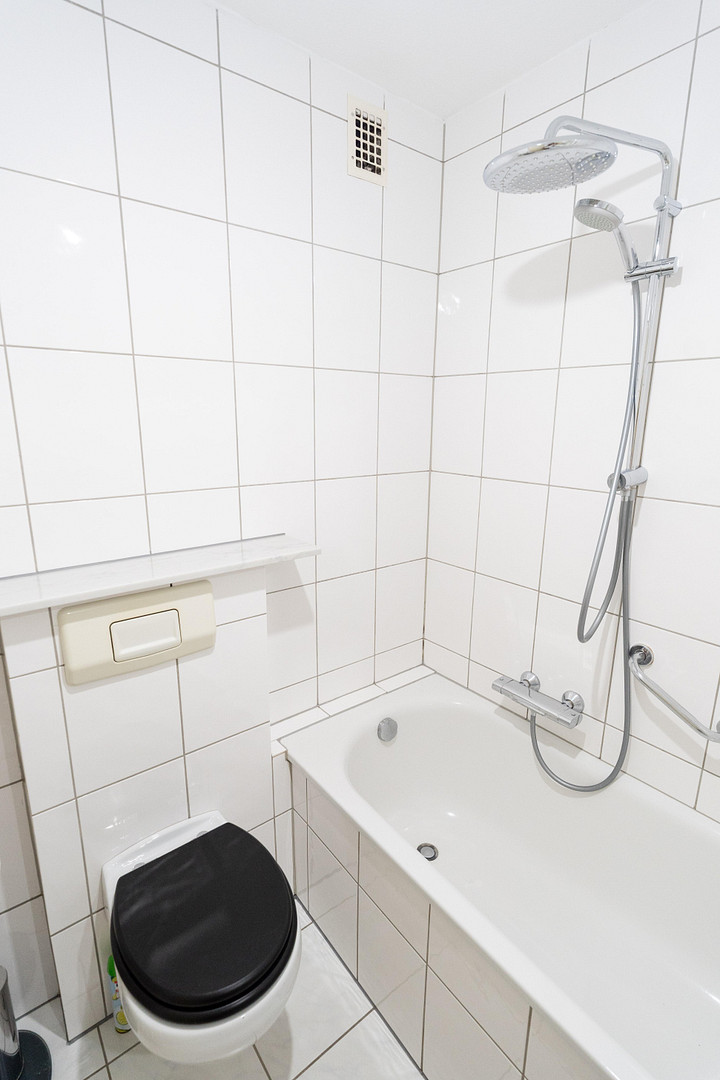 3-Zimmer-Wohnung mit zwei Balkonen in der Innenstadt von Frankfurt – Foto 8