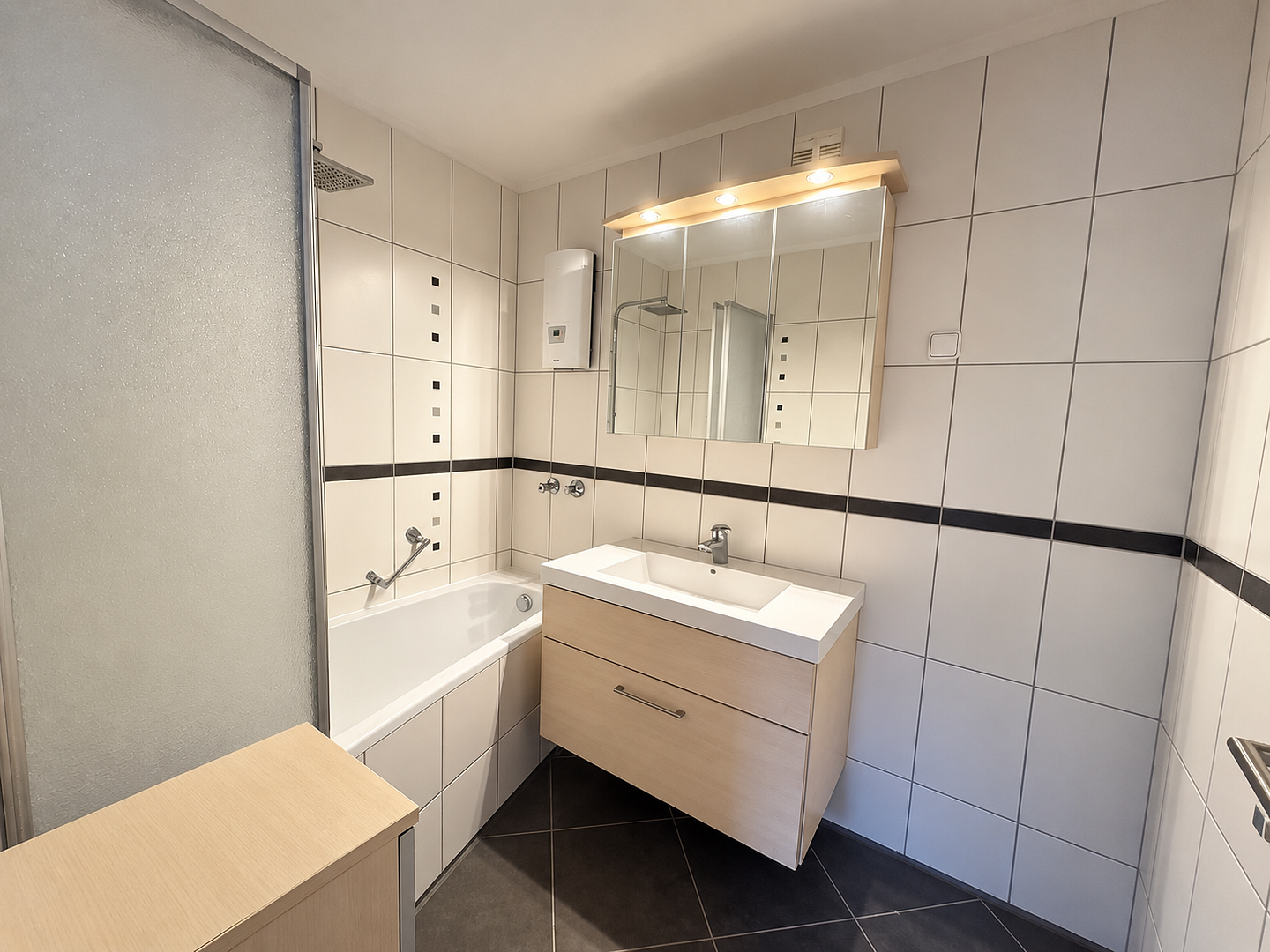 Jobcenter– deine neue Wohnung ist fertig! Job Center–Your new apartment is ready for you to move in! – Foto 6