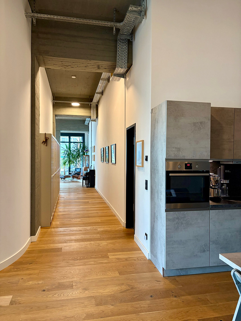 Viel Platz für den Alltag in dieser modernisierten 4-Zimmer-Loftwohnung in Lichtenberg – Foto 6