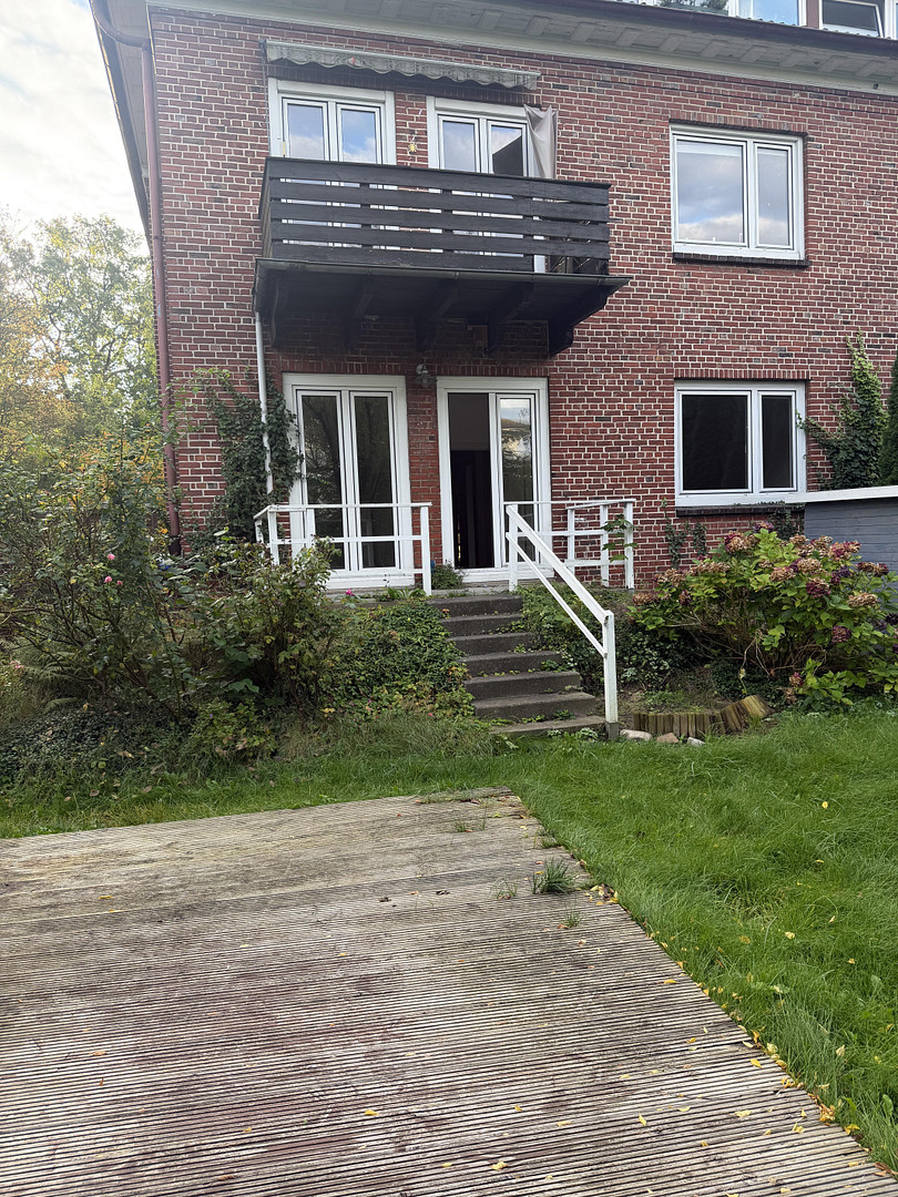 Charmante Altbauwohnung mit Fischgrätparkett, hohen Decken und großem GartenWellingsbüttel – Foto 16