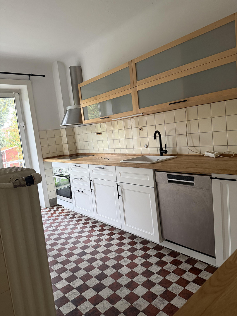 Charmante Altbauwohnung mit Fischgrätparkett, hohen Decken und großem GartenWellingsbüttel – Foto 9