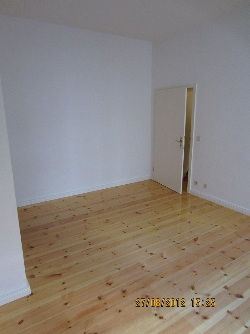 Ruhige und schöne 2-Zimmer Altbauwohnung im beliebten Friedrichshain – Foto 4