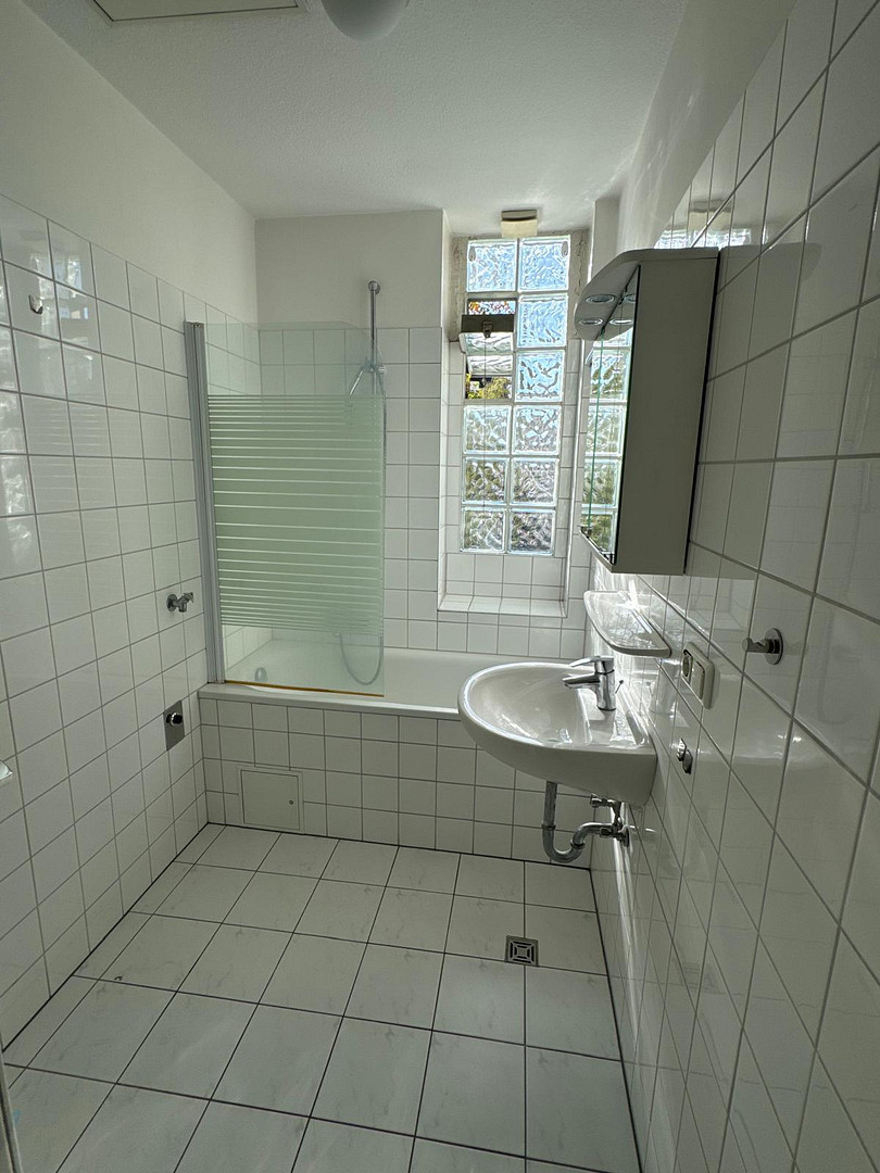 3-ZKB in Ffm-Sachsenhausen in AB-Balkon-EBK – Foto 9