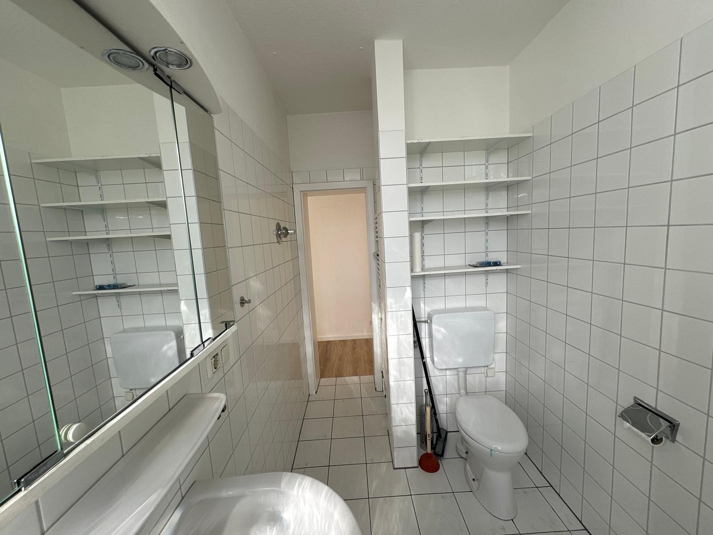 3-ZKB in Ffm-Sachsenhausen in AB-Balkon-EBK – Foto 8