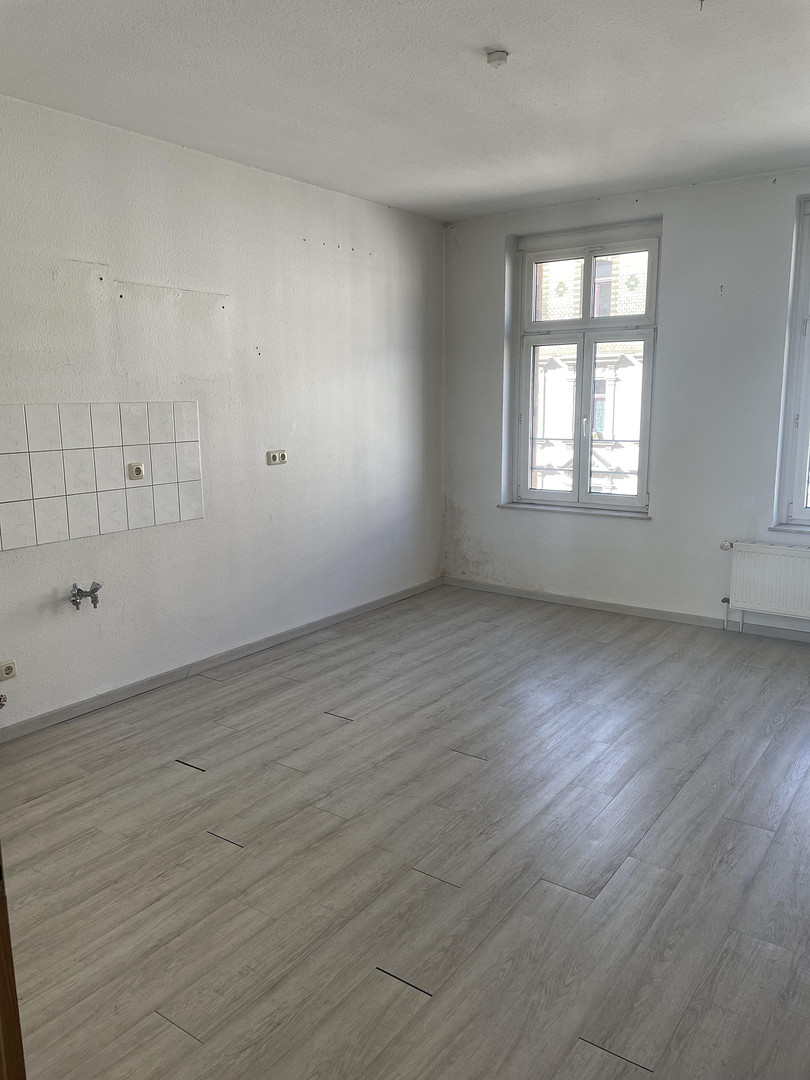 Helle, großzügige 3-Zimmer-Wohnung mit Balkon, Aufzug und Hofstellplatz in Leipzig-Volkmarsdorf – Hildegardstr. 40, 4315 Leipzig(Volkmarsdorf) – Vorschaubild 8