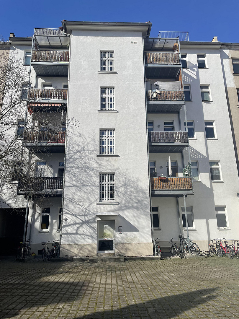 Helle, großzügige 3-Zimmer-Wohnung mit Balkon, Aufzug und Hofstellplatz in Leipzig-Volkmarsdorf – Hildegardstr. 40, 4315 Leipzig(Volkmarsdorf) – Vorschaubild 9