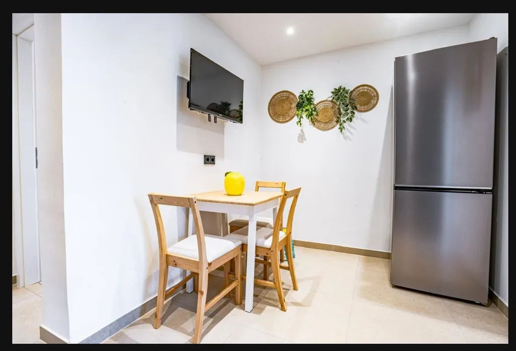 Schöne sanierte Wohnung nur als WG zu vermieten! – Gleißnerplatz 2, 90471 Nürnberg(Rangierbahnhof) – Vorschaubild 4