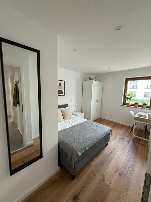 Möblierte WG-Zimmer im Erdgeschoss - 4 hochwertig möblierte Zimmer in einer frisch sanierten 4er-WG · Wohnung 117 - in München Obergiesing-Fasangarten – Wirtstraße 21, 81539 München(Obergiesing) – Vorschaubild 4