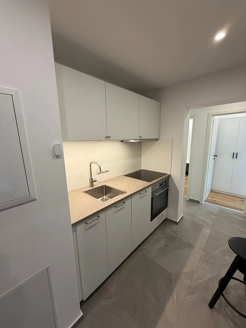 Möblierte WG-Zimmer im Erdgeschoss - 4 hochwertig möblierte Zimmer in einer frisch sanierten 4er-WG · Wohnung 117 - in München Obergiesing-Fasangarten – Wirtstraße 21, 81539 München(Obergiesing) – Vorschaubild 7