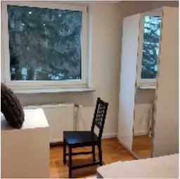 Helles möbliertes Zimmer mit Balkon in Erlangen (nähe FAU) – Dompfaffstraße 144, 91056 Erlangen(Alterlangen) – Vorschaubild 2