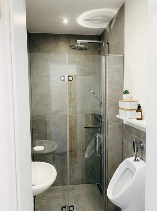 Freiraum und Gemeinschaft: Zimmer in unserer WG / Franz-Wolter-Straße 6, München / 1.OG / WE47 / Zi.4 – Franz-Wolter-Straße 6, 81925 München(Oberföhring) – Vorschaubild 4