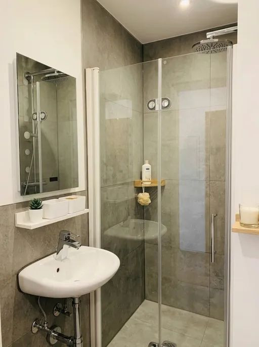 Freiraum und Gemeinschaft: Zimmer in unserer WG / Franz-Wolter-Straße 6, München / 1.OG / WE47 / Zi.4 – Franz-Wolter-Straße 6, 81925 München(Oberföhring) – Vorschaubild 3
