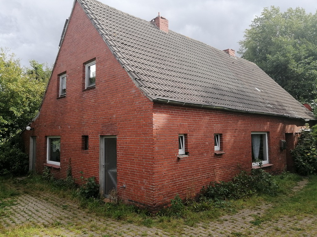 Sanierungsbed. Einfamilienhaus