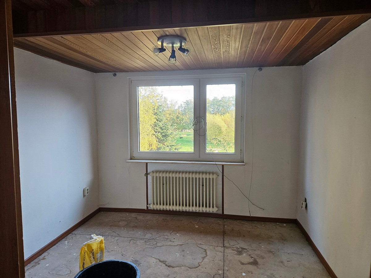 Großes Anwesen, Haus mit Einliegerwohnung, ideal für Pferde/Hunde/Tierhaltung geeignet – Diepenau – Vorschaubild 4
