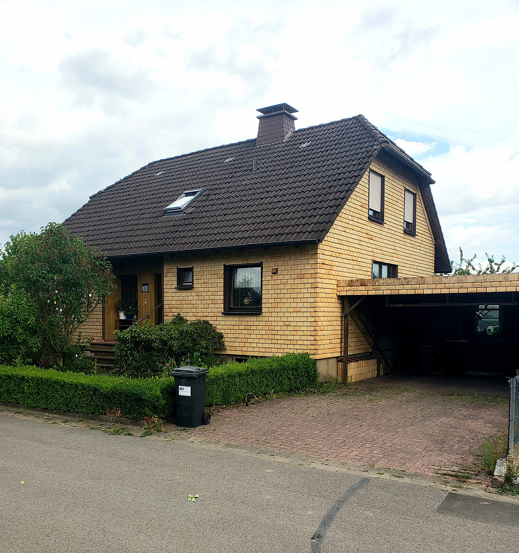 Freistehendes Einfamilienhaus in ruhiger Lage – Arholzen – Vorschaubild 3